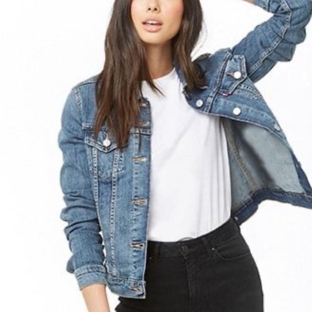 LEVI’S Light Wash Vintage 90s Fitted Denim Jean Trucker Jacket